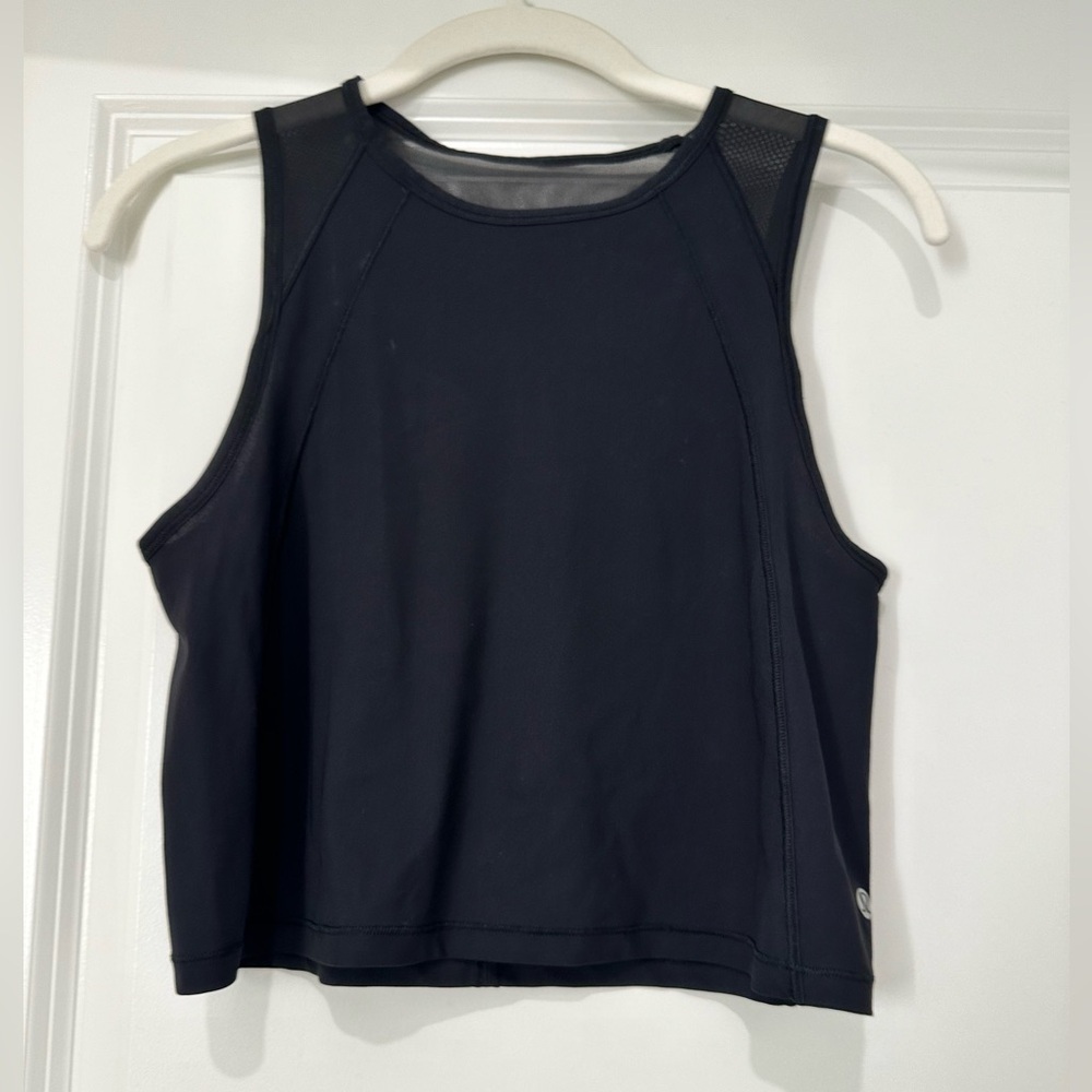 Lululemon Sculpt Cropped tank